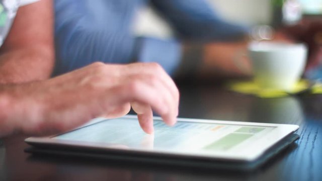 Using a tablet PC for work at the corporate office