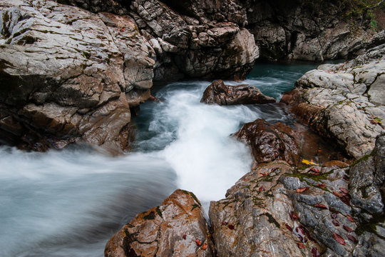 Die Ostrach bei Hinterstein im Allg&auml;u in der N&auml;he des Giebelhauses
