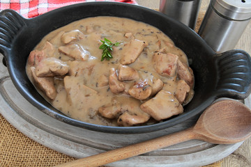civet sauce champignons