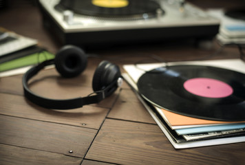 Playing old Records at Home