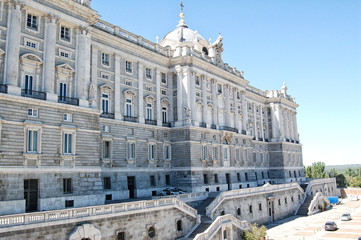 Fototapeta na wymiar Lateral Palacio Real Madrid