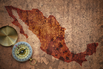 Fototapeta na wymiar map of mexico on a old vintage crack paper