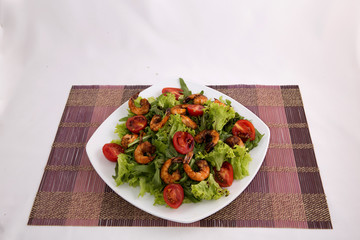 Salad with shrimp
