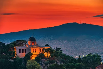 Gardinen Night scenes of National Observatory at Athens © judycq