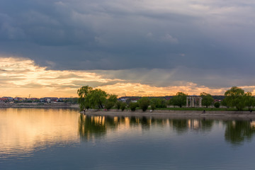 Fototapeta premium A Beautiful Storm and Sunset Reflection