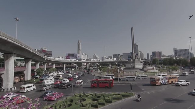 victory monument in bangkok (slog3)