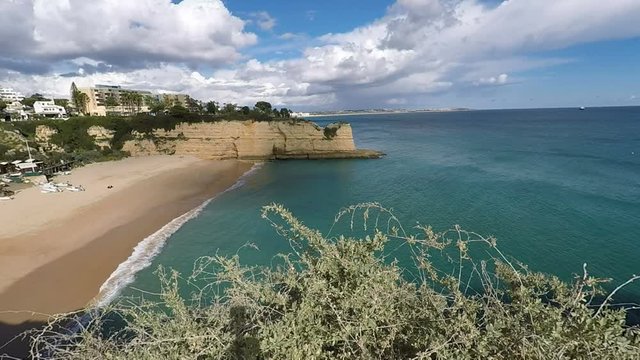 algarve coast at senhora de rocha bay