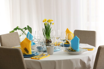 Table setting for dinner in restaurant