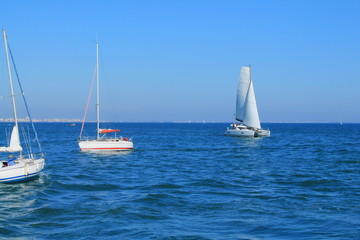 Obraz premium Voilier en méditerranée, France