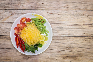 Prepare papaya salad ingredients