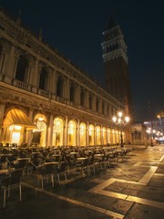 Obraz premium Lamps on St. Mark's Square in Venice, Italy