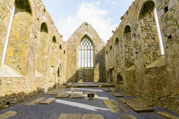 Fototapeta premium ruins of claregalway abbey in Galway county, Ireland