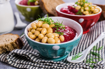 Velvet beet soup