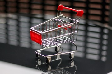 Red Shopping Cart
