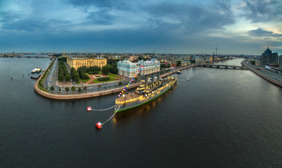 Fototapeta premium Cruiser Aurora. Beautiful places of St. Petersburg. Ships. Neva.