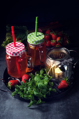 rhubarb-strawberry-lemonade