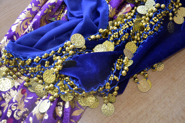 Pantalon, ceinture et soutien de danse orientale Oryantal dansi