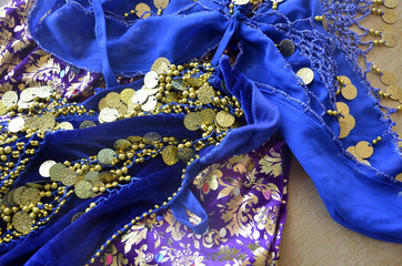 Pantalon, ceinture et soutien de danse orientale Oryantal dansi