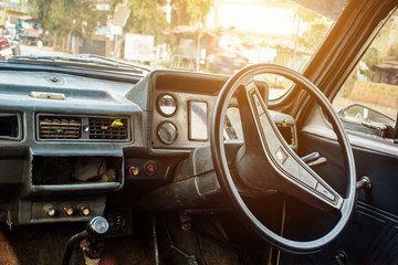 Obraz premium The Rusty Taxi