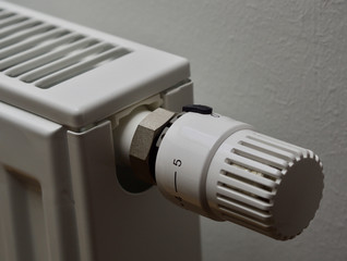 Ausgeschalteter Heizk&ouml;rper 