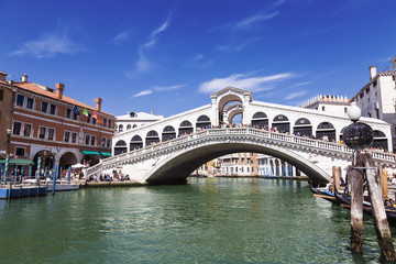 View of the Grand canal and the Rialto bridge. Venice, Italy - obrazy, fototapety, plakaty