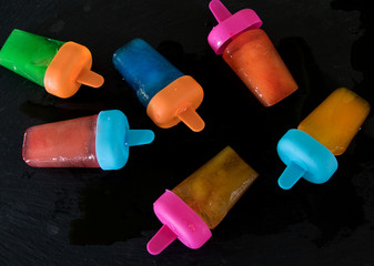 verschiedenes Wassereis 