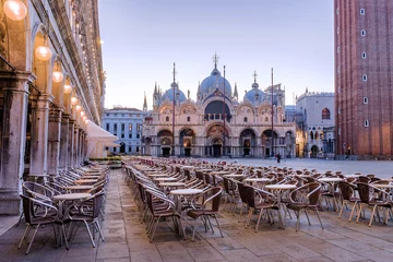 Fototapeten Morning in the San Marco square in Venice © dimbar76