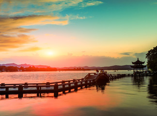 Fototapeta premium Beautiful hangzhou west lake sceney at sunset