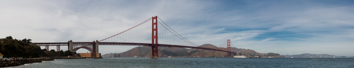 Fototapeta na wymiar Golden Gate Bridge, San Francisco, Kalifornien, USA