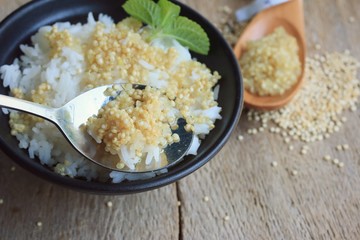 cooked rice and quinua