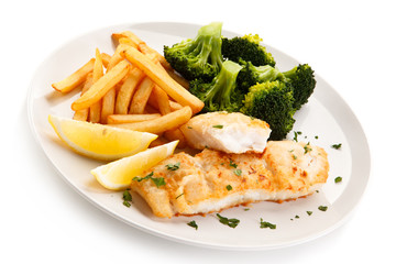 Roast fish with broccoli