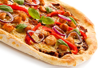Pizza with chicken