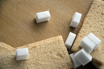 Biscottes et morceaux de sucre