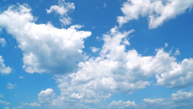 timelapse of the cloudy sky