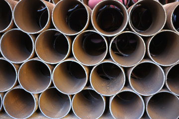 Metal pipe