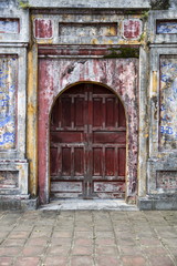 Fototapeta na wymiar Royal Palace in Hue, Vietnam
