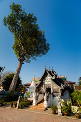 Naklejka premium Wat Chedi Luang buddhist temple