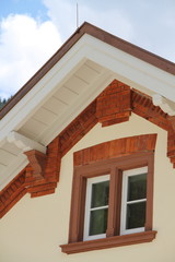 altes Haus im Hochformat