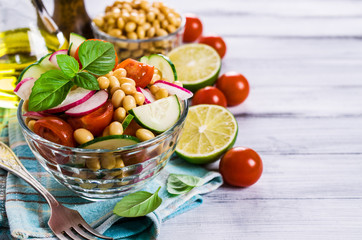 Salad of white beans