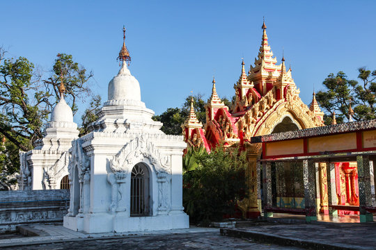 Myanmar - Mandalay - Kuthodaw Pagode