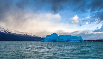 Handdoek met foto Gletsjers Glaciers in Lake Argentino, Los Glaciares National Park       © donpedro