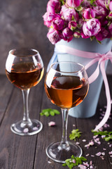 bouquet and wine glasses