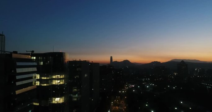 Reflejo Atardecer Edificios Santiago de Chile