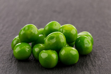 Green wet pea