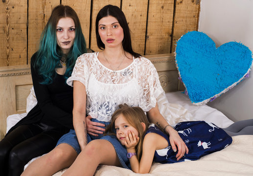 Family of nonconventional orientation, two mothers