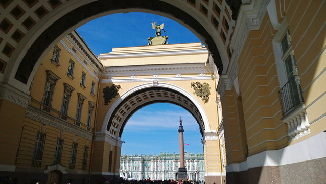View of Palace square and Alexander column as viewed from the Arch of the General staff in Saint-Petersburg  in clear weather