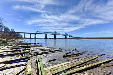 Outerbridge Crossing