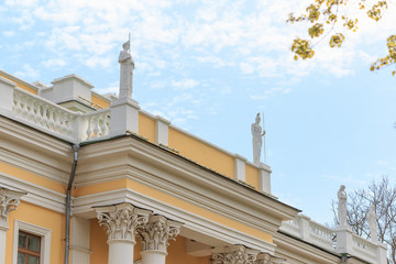 Obraz premium GOMEL, BELARUS - 29 April 2017: Architectural elements of the building of the Rumyantsev Palace