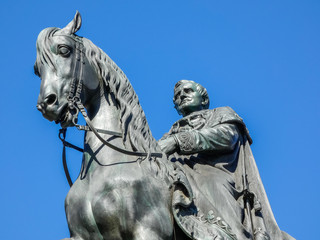 Reiter Statue Dresden Theaterplatz