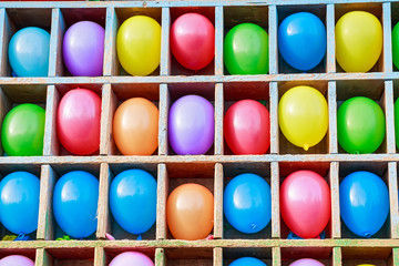 Multi-colored balloons in the cells